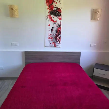 La Maison Des Eurasiers شقة